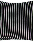 CAPA DE ALMOFADA TRICOT PLUS RISCA DE GIZ PRETO 50 X 50 CM