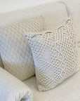 Almofada de macrame
