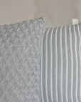 CAPA DE ALMOFADA TRICOT PLUS LOSANGOS CINZA 50X50