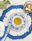 jogo americano de tecido azul e branco