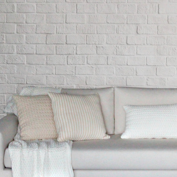 CAPA DE ALMOFADA TRICOT PLUS RISCA DE GIZ  BEGE 50X50 CM