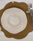 JOGO AMERICANO DUPLA FACE IMPERMEÁVEL REDONDO FLOR AZUL E CARAMELO 42 CM