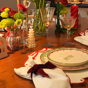 PORTA GUARDANAPO LAÇO DE VELUDO BORDADO