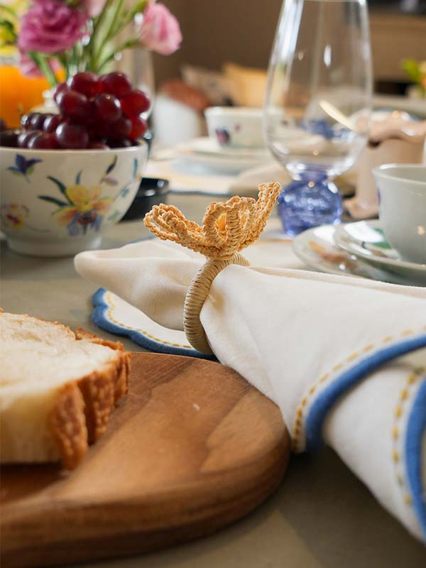PORTA GUARDANAPO MACRAME EM RÁFIA FLOR AMARELO