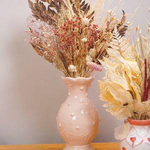 VASO DE CERÂMICA FEITO À MÃO BOLINHAS ROSA 21CM