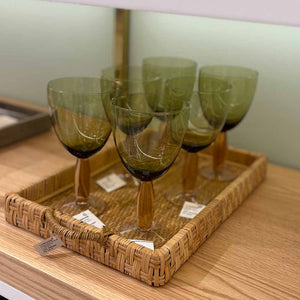 TAÇA EM VIDRO COLORE VERDE E CORAL