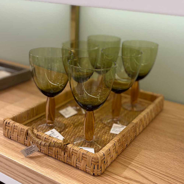 TAÇA EM VIDRO COLORE VERDE E CORAL