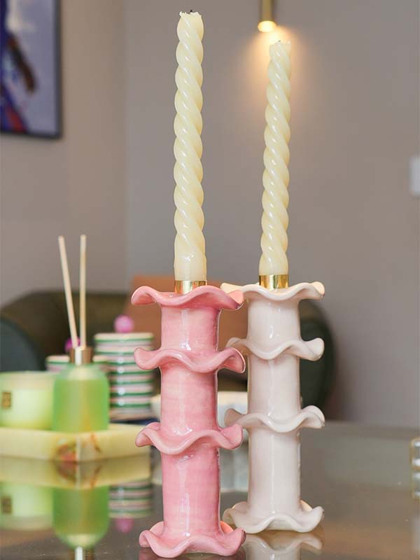 CASTIÇAL CERÂMICA ARTESANAL BABADO ROSA