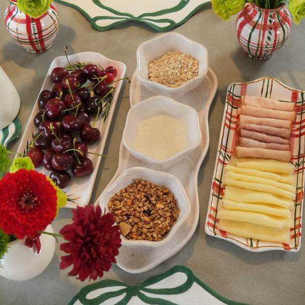 BANDEJA CERÂMICA ARTESANAL XADREZ COM OURO NATAL