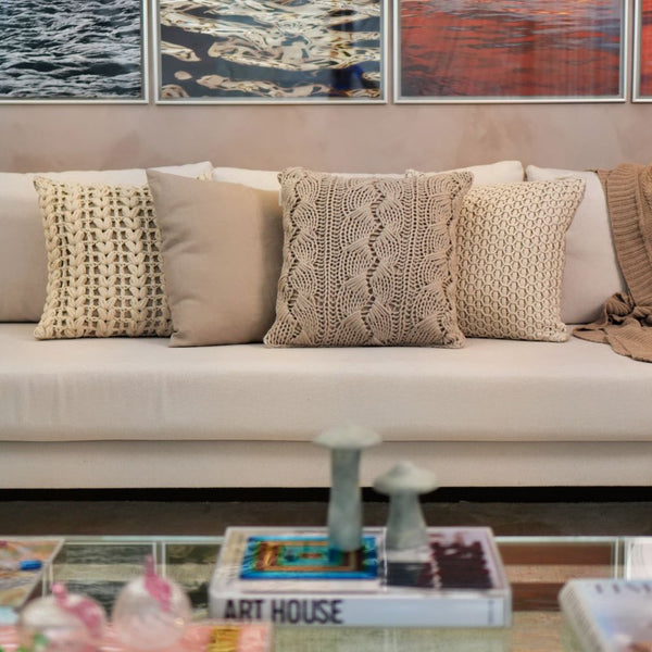 CAPA DE ALMOFADA TRICOT MANUAL COLMEIA FENDI 50X50CM