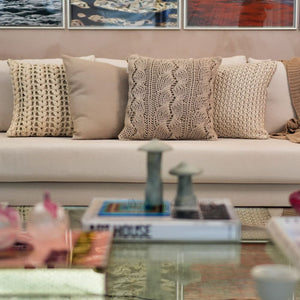 CAPA DE ALMOFADA TRICOT MANUAL TRANÇA  NATURAL 50X50CM