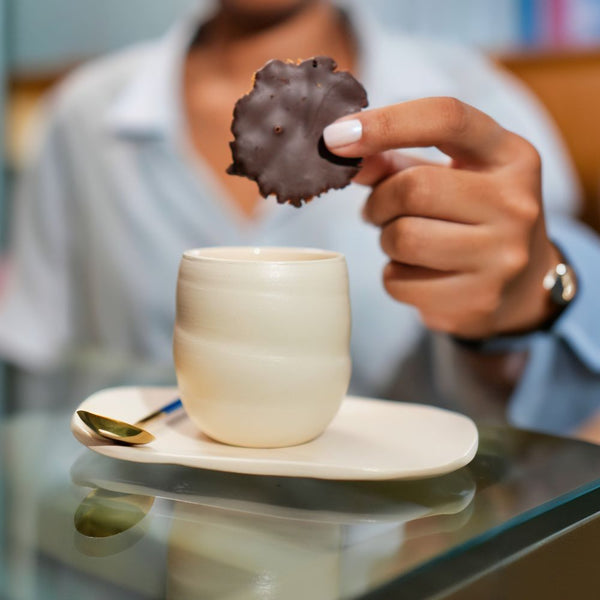 XÍCARA CERÂMICA ARTESANAL MINIMAL COM PIRES