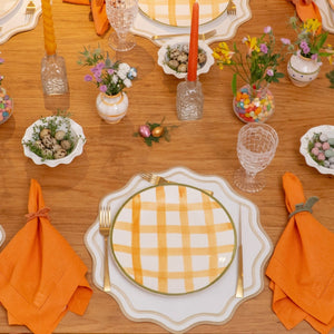 PRATO RASO DE CERÂMICA ARTESANAL XADREZ AMARELO 28CM