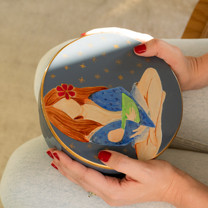 CAIXA PINTADA À MÃO MÃE BEBE AZUL P