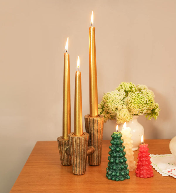 VELAS PARA CASTIÇAL CÔNICA DOURADO 25 CM - 02 UNIDADES