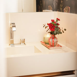 MINI VASO DE CERÂMICA ARTESANAL XADREZ COM OURO 12CM