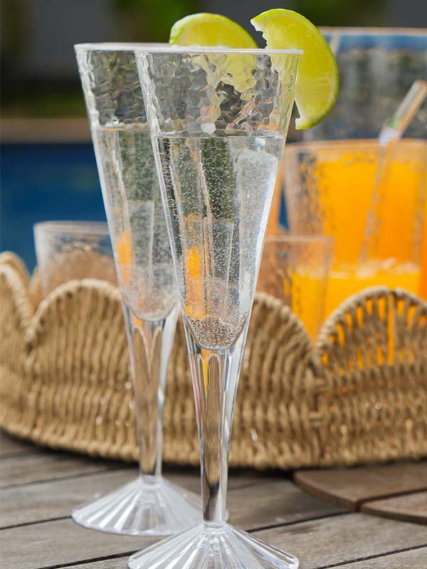 TAÇA DE CHAMPANHE EM ACRÍLICO PRISMA TRANSPARENTE