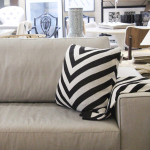 MANTA TRICOT JACQUARD STRIPES MARROM E BRANCO 120X160 CM