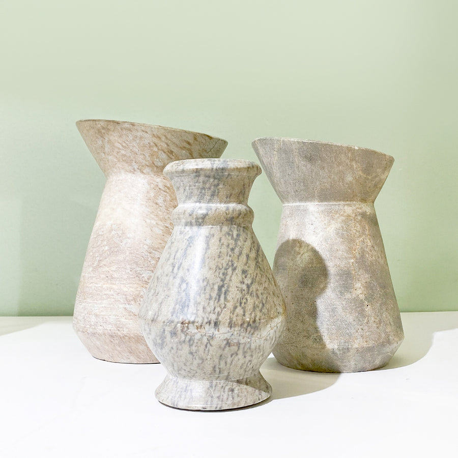 VASO BOJUDO PEDRA SABÃO P 12,5 X 15,5(H) CM