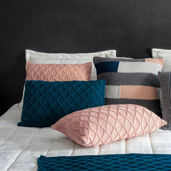 CAPA DE ALMOFADA TRICOT PLUS GOTAS RETANGULAR AZUL 60X40 CM