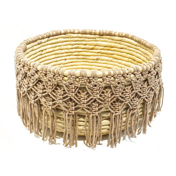 CESTO DE FIBRA NATURAL E MACRAMÊ BEGE M