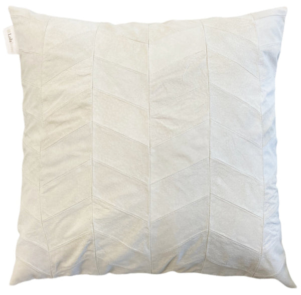 CAPA DE ALMOFADA CAMURÇA NATURAL CHEVRON OFF WHITE 50 X 50 CM