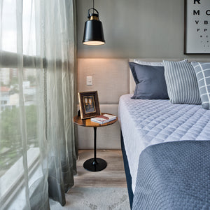 CAPA DE ALMOFADA TRICOT PLUS RISCA DE GIZ CINZA 50 X 50 CM