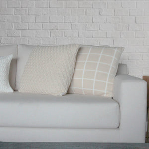 CAPA DE ALMOFADA TRICOT PLUS LOSANGOS BEGE 50X50