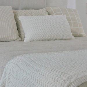 CAPA DE ALMOFADA TRICOT PLUS CESTARIA RIM OFF WHITE 70X35