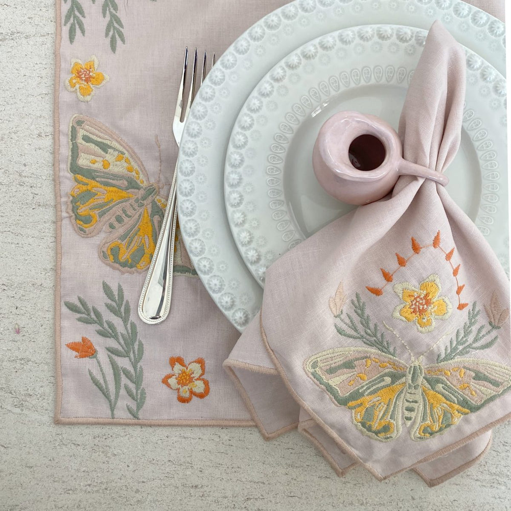 GUARDANAPO DE CAMBRAIA DE LINHO BORBOLETA