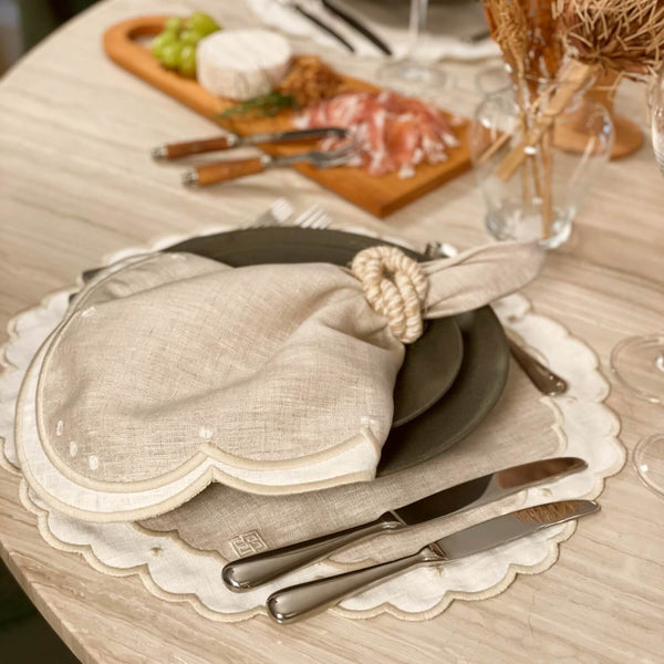 GUARDANAPO DE LINHO PURO ROYAL BEGE E MARFIM 50X50 CM